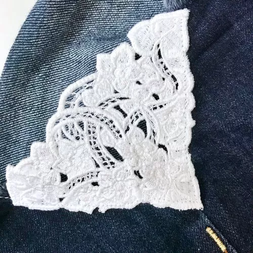 Delicate and clean lace designs are possible with Konfetti™.