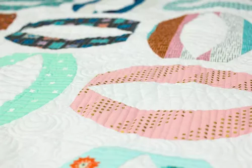 Konfetti™ can be used for quilting or longarming to elevate your projects for a clean professional finish.