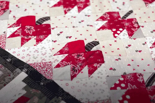 This smooth running thread is perfect for hand or machine piecing.