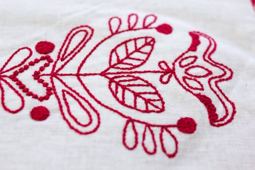 Let your red work stand out gorgeously, whether you’re sewing it by hand or machine.